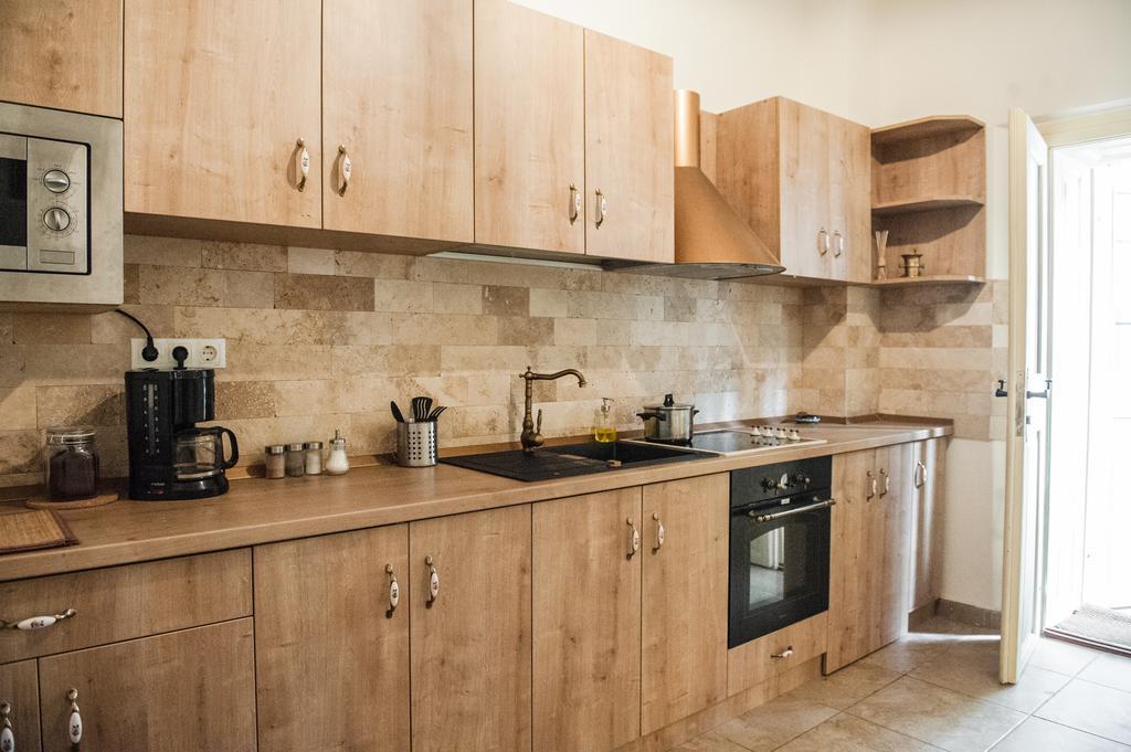 Brukenthal Central Apartments سيبيو الغرفة الصورة
