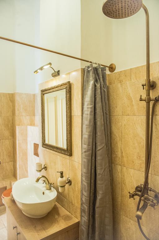 Brukenthal Central Apartments سيبيو الغرفة الصورة