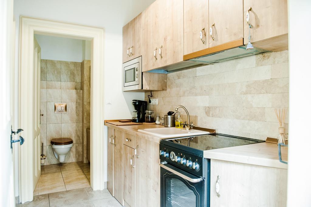 Brukenthal Central Apartments سيبيو الغرفة الصورة